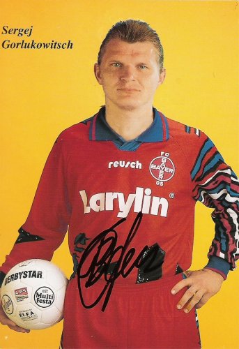 http://www.footballgraph.com/image/sergej_gorlukowitsch_bayer_uerdigen_1994-1995.jpg